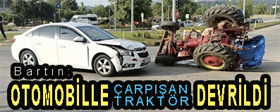 <center> Bartın: </center><center><font color=’blue’> OTOMOBİLLE  ÇARPIŞAN TRAKTÖR DEVRİLDİ </font></center>