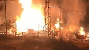 <center> Pınarbaşı: </center><center><font color=’blue’>7 EV TÜMÜYLE YANDI </font></center>