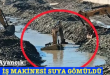 <center> Ayancık: </center><center><font color=’blue’> İŞ MAKİNESİ SUYA GÖMÜLDÜ </font></center>
